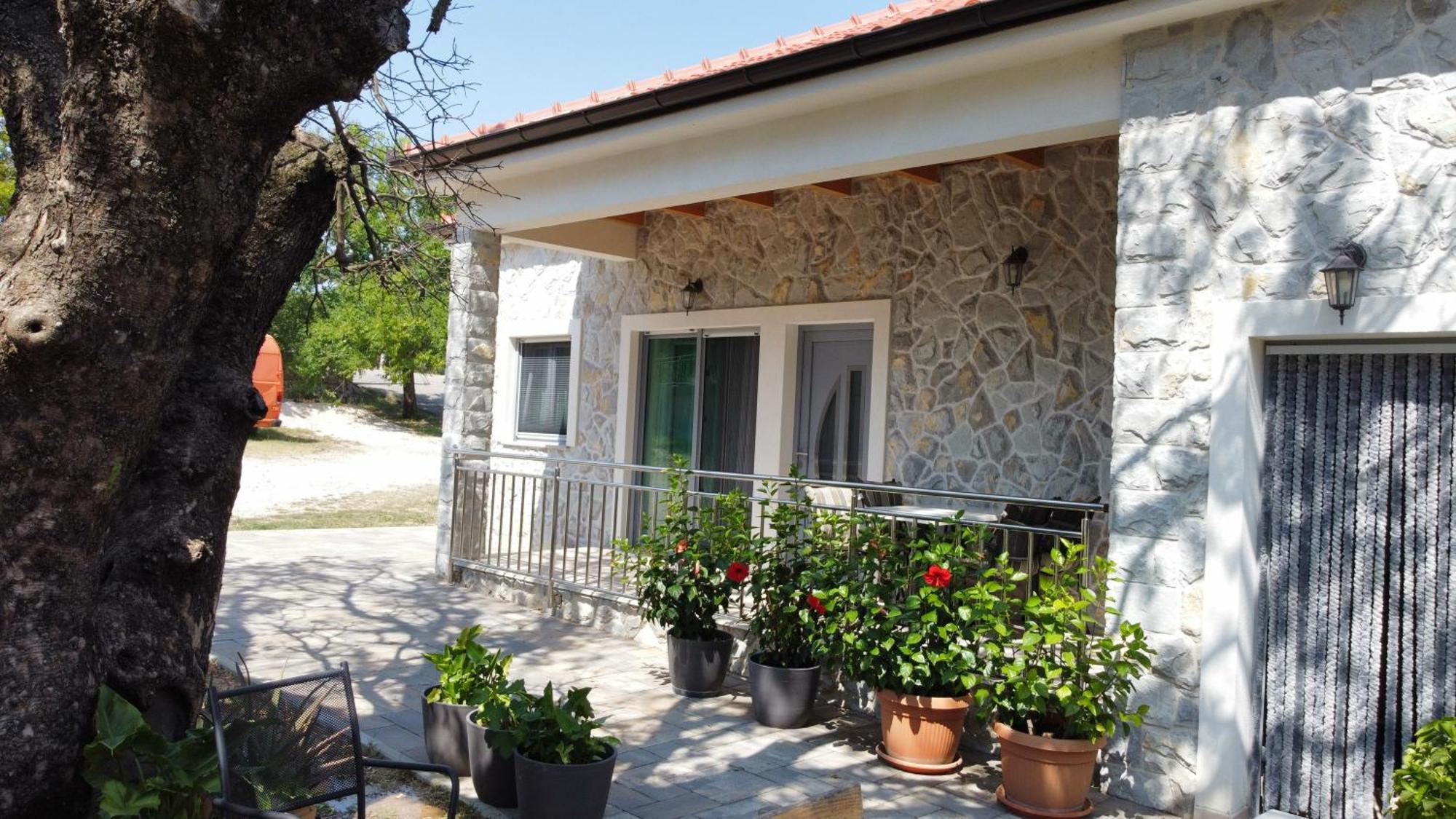 Apartment Anica Kuk Starigrad Paklenica Extérieur photo