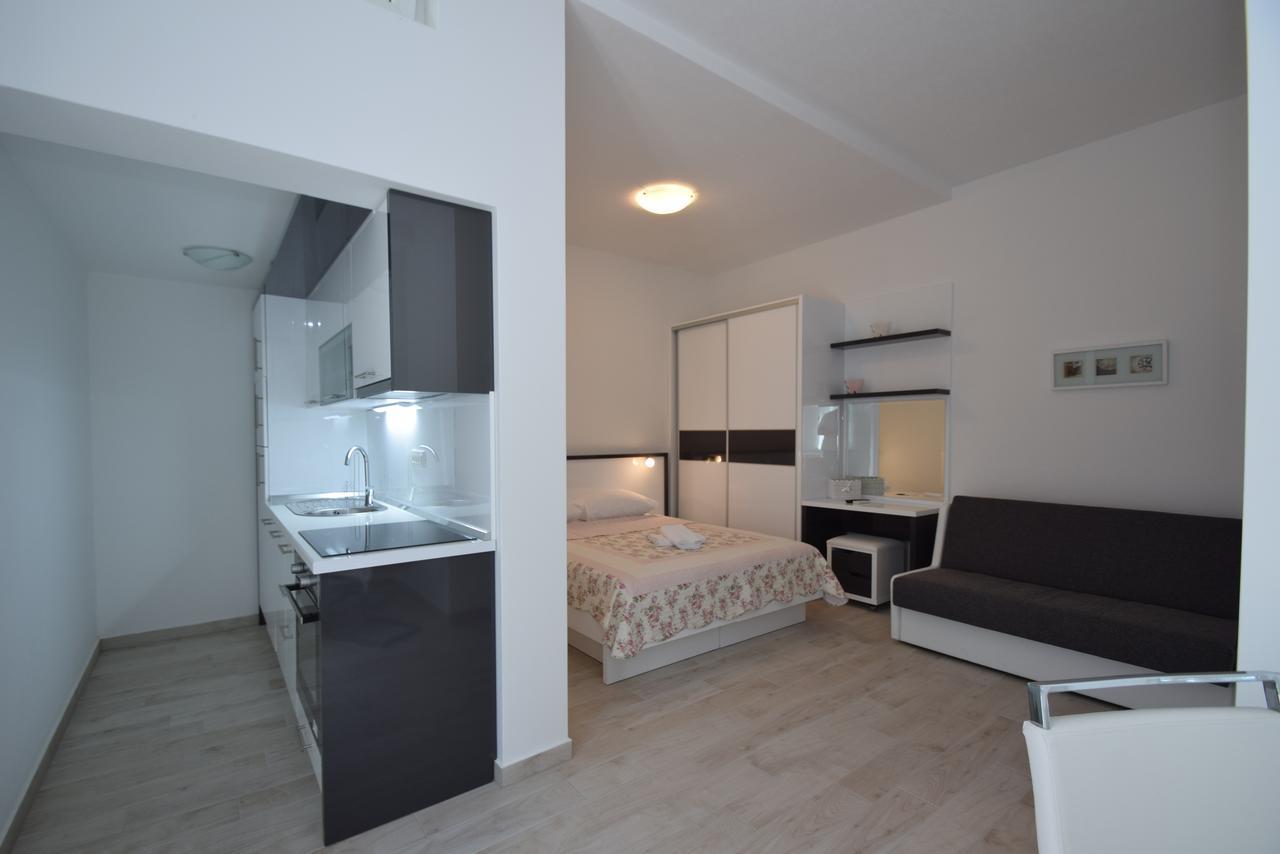 Apartment Anica Kuk Starigrad Paklenica Extérieur photo