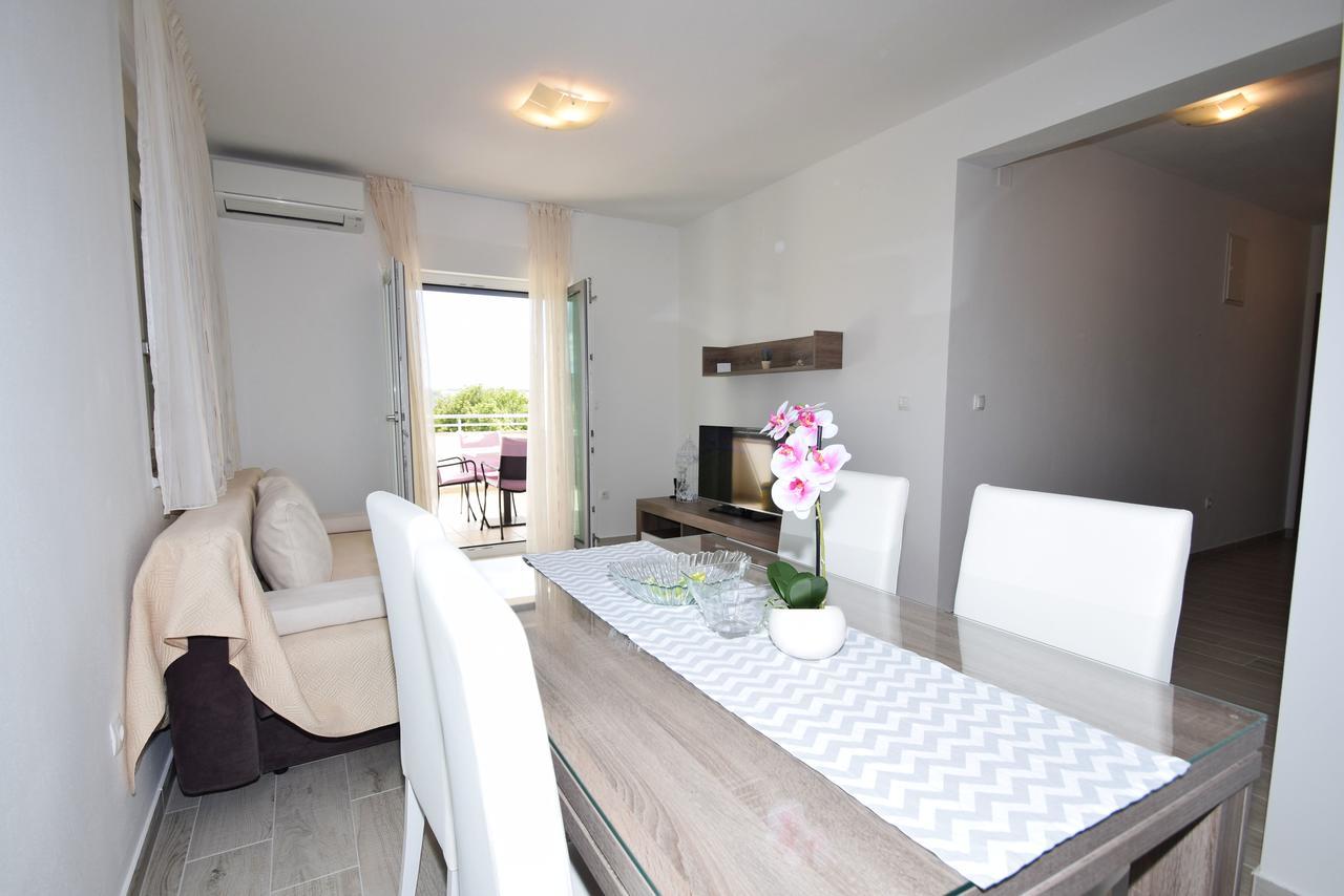 Apartment Anica Kuk Starigrad Paklenica Extérieur photo