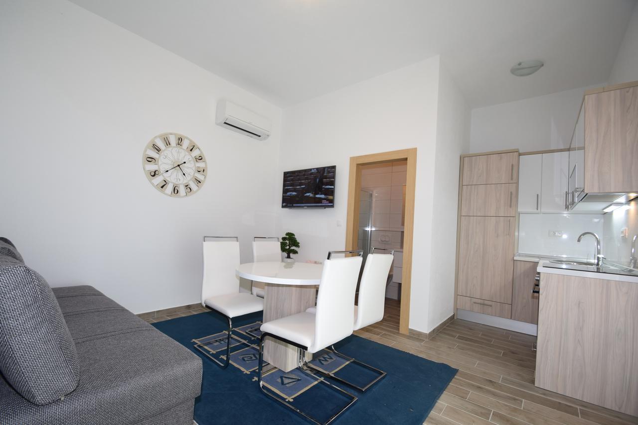 Apartment Anica Kuk Starigrad Paklenica Extérieur photo
