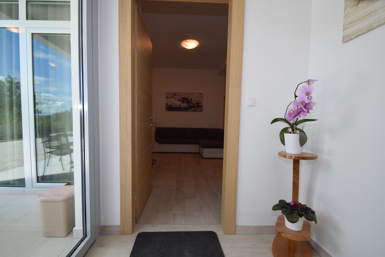 Apartment Anica Kuk Starigrad Paklenica Extérieur photo