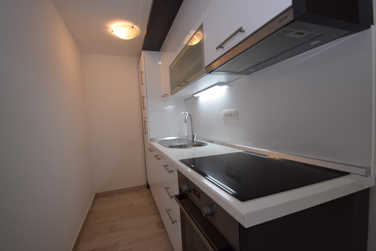 Apartment Anica Kuk Starigrad Paklenica Extérieur photo