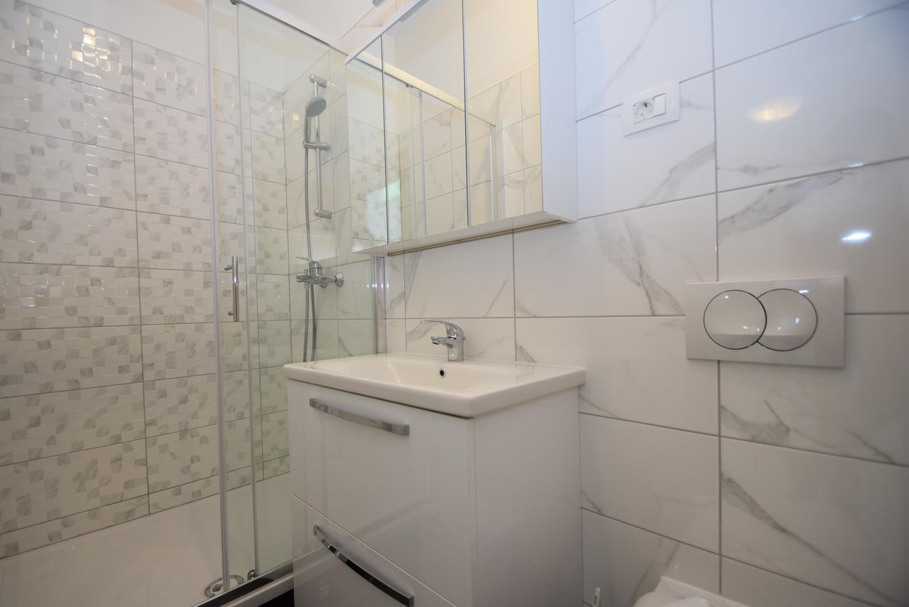 Apartment Anica Kuk Starigrad Paklenica Extérieur photo